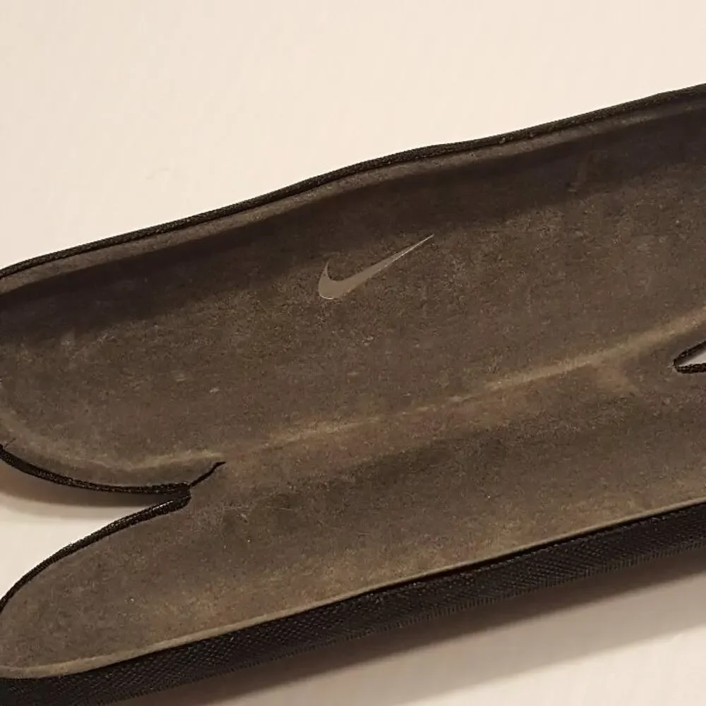 Nike Clamshell Sunglasses glasses Case